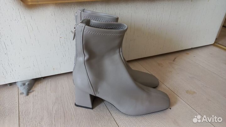 Ботильоны stradivarius 35