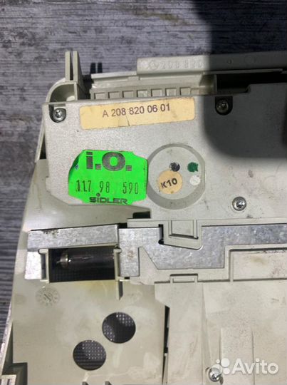 Плафон освещения салона mercedes-benz W210