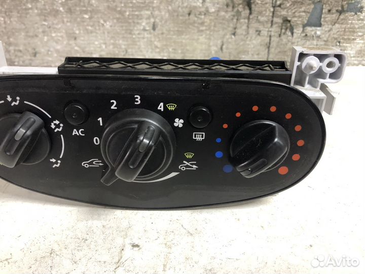 Блок управления печки Renault Logan 1