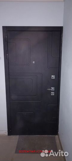 Дверь входная в квартиру с установкой