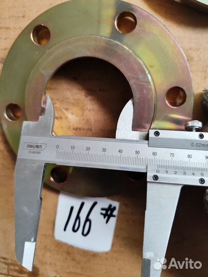 Крышка нижнего подшипника каретки верхняя Z3D40500