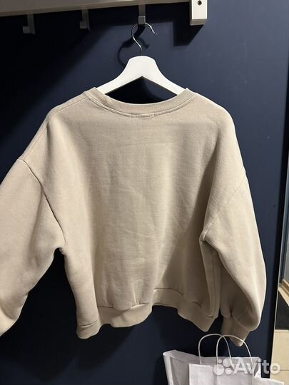 Свитшот бежевый
