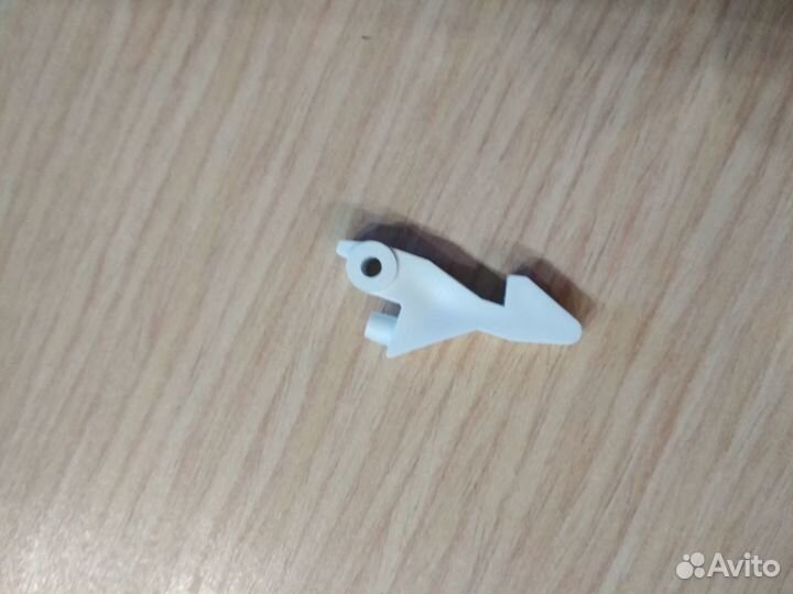 Рычаг (ручка) открывания люка стиральной машины