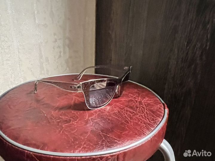 Солнечные очки женские мало бу