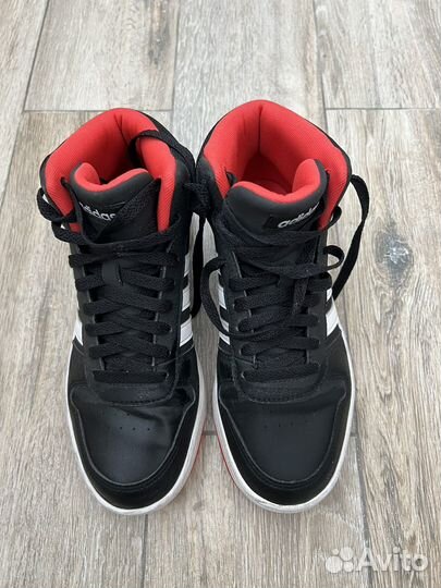 Высокие кроссовки adidas