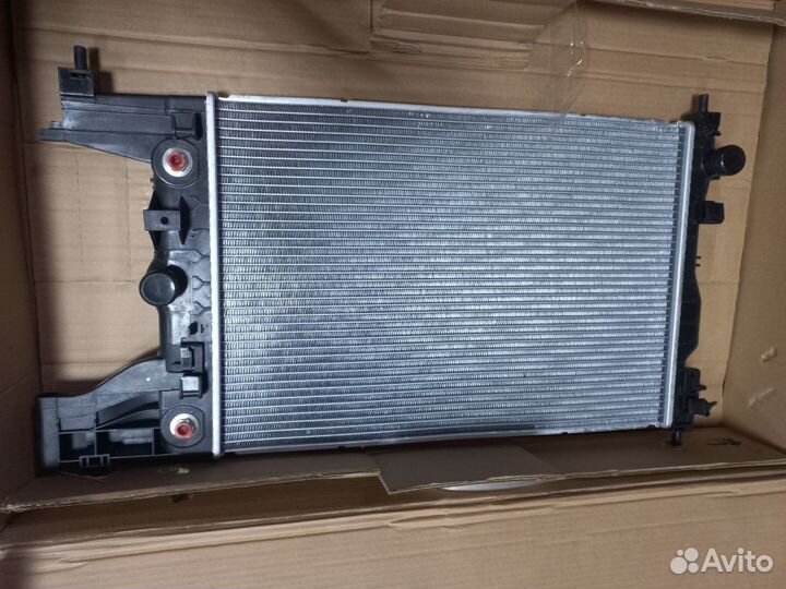Радиатор Chevrolet Cruze (09) 1.6 AT