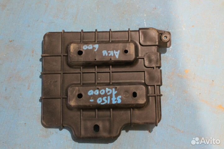 Площадка под аккумулятор Kia Rio 2006