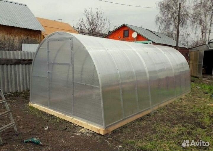 Теплица из поликарбоната