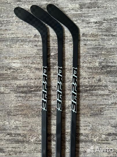 Клюшка хоккейная