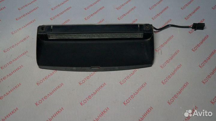 Nissan 26590-2F702 Стоп-сигнал в сборе