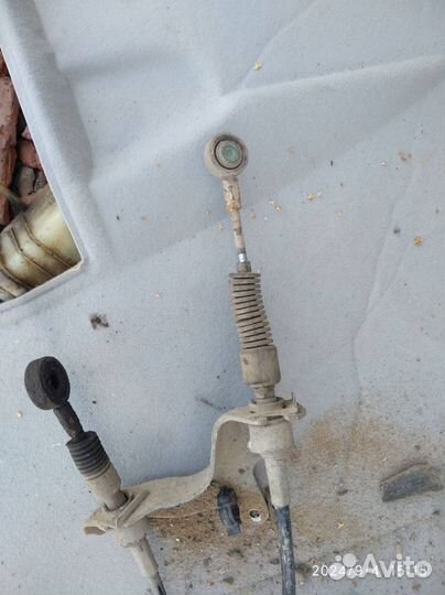 Fiat Albea, кулиса с тросами