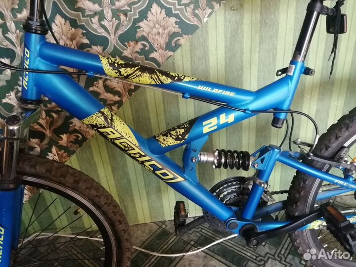 Спортивный велосипед 