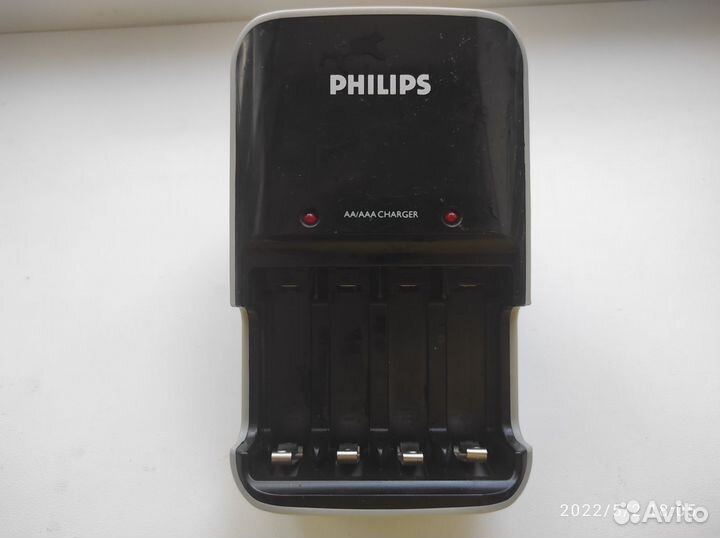 Зарядное устройство Philips