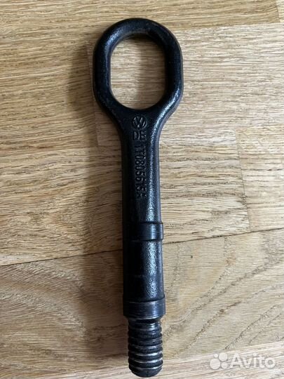 Буксировочный крюк skoda/volkswagen