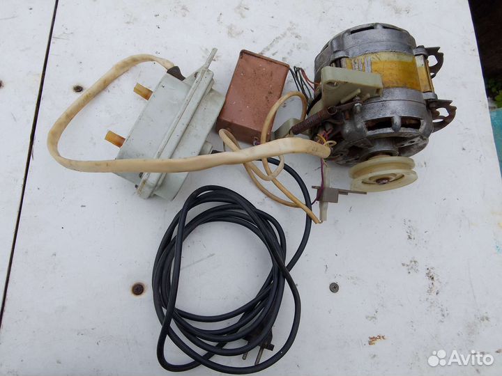 Двигататель от советской стиральной машины