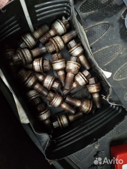 Болт секретный Anmax 14х1,5х29 4шт конус L1509-29