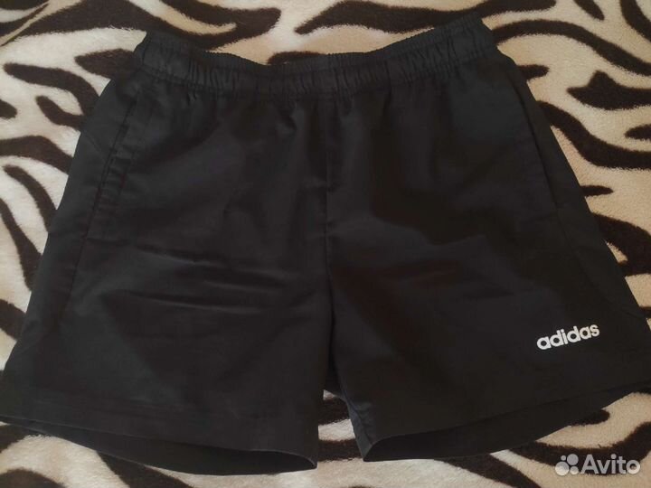 Шорты adidas 164 р