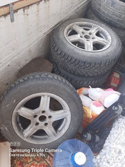 Продаю диски r15, 2 колеса и 2 покрышки