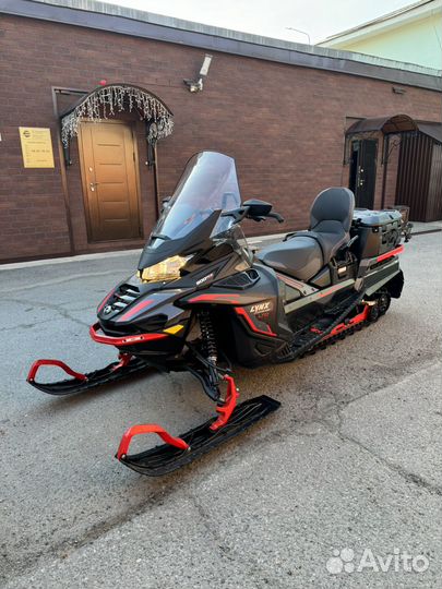 Снегоход BRP Lynx commander LTD 900 ACE turbo