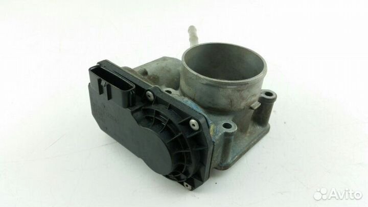 Дроссельная заслонка Toyota Avensis ZZT251 1ZZ