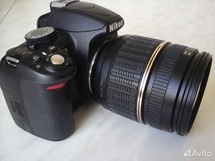 Nikon D3100 + Tamron AF 18-200mm