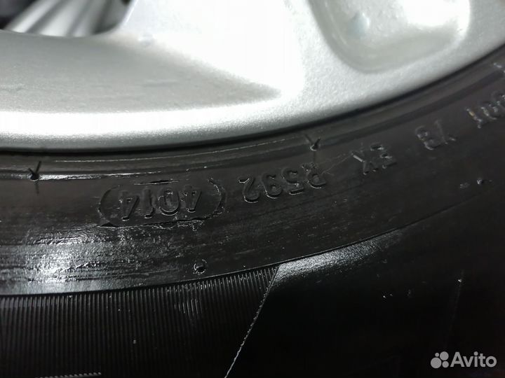 Pirelli Ice Zero 235/55 R17 103
