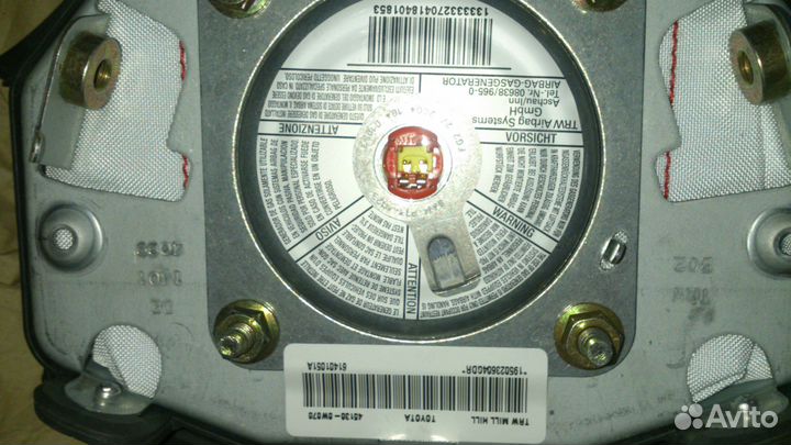 Подушка безопасности водителя 451300W070B0 toyota