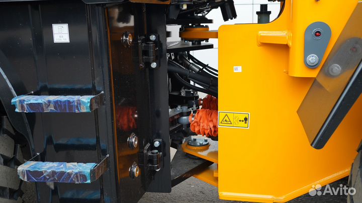 Фронтальный погрузчик Lonking CDM836N, 2023