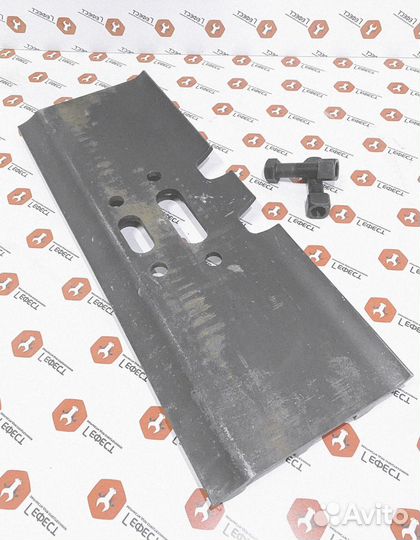 Башмак экскаватора Komatsu 20Y-32-11110