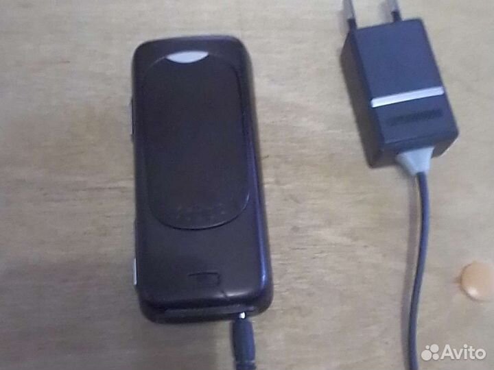 Телефон Nokia N73
