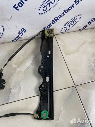 Стеклоподъемник передний левый Ford Focus 3 CB8
