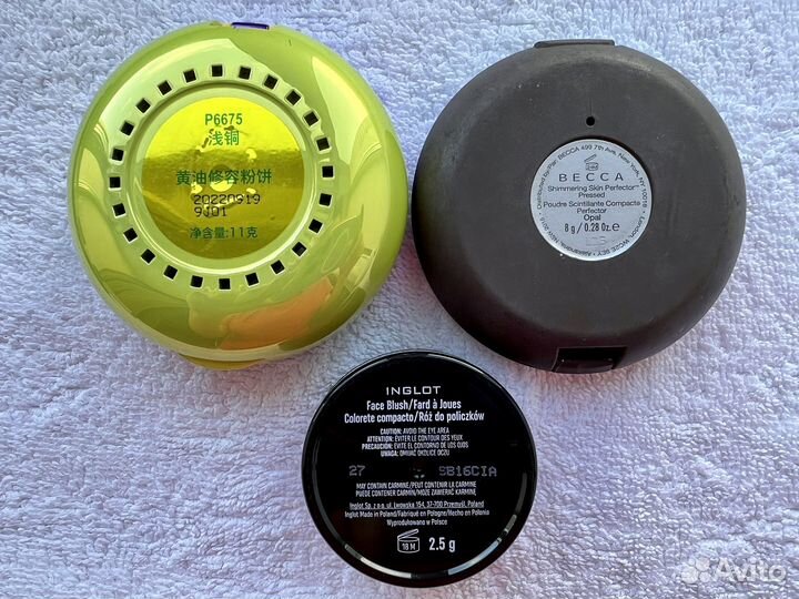 Набор косметики для визажиста пакетом Becca