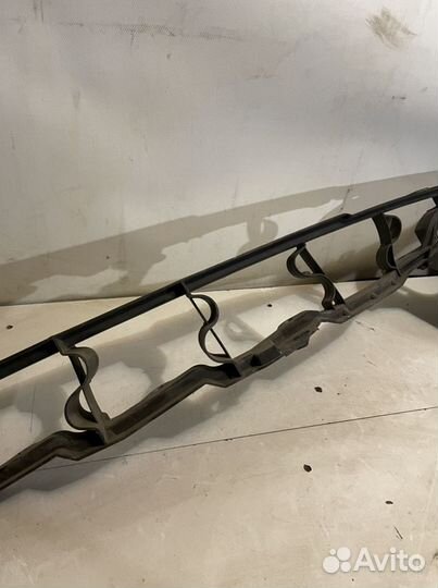 Кронштейн правого крыла Bmw X6 E71