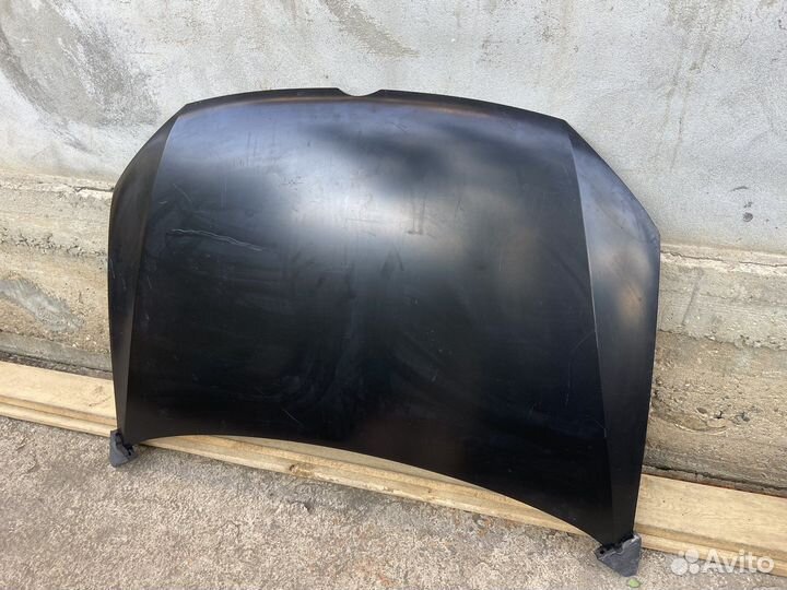 Volkswagen polo капот