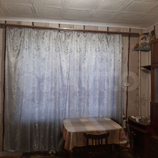 Комната 14 м² в 3-к., 1/2 эт.