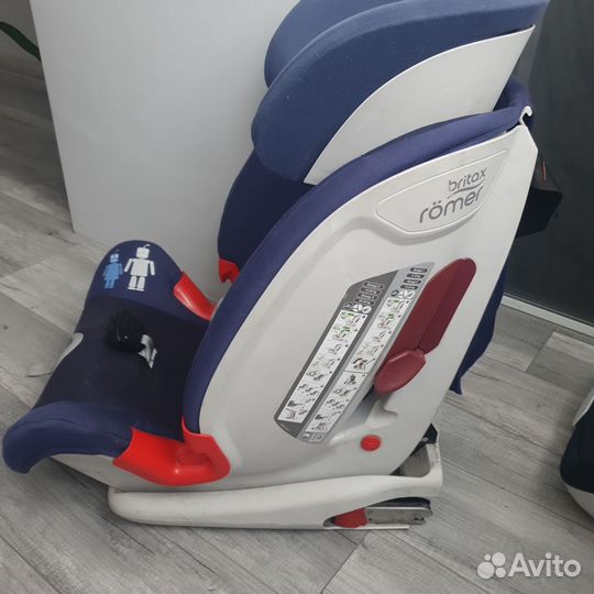 Детское автокресло britax romer isofix trifix