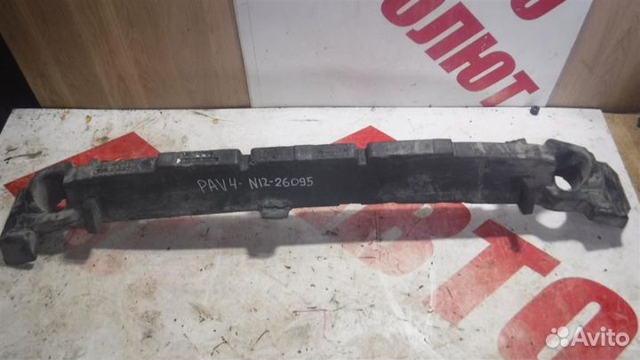 Наполнитель переднего бампера Toyota RAV4 (XA40)