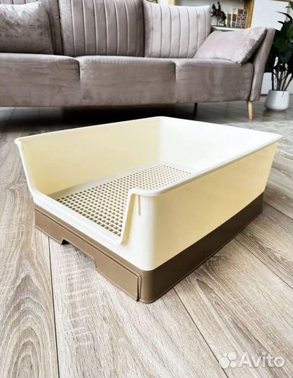 Лоток с бортиками и выдвижным поддоном