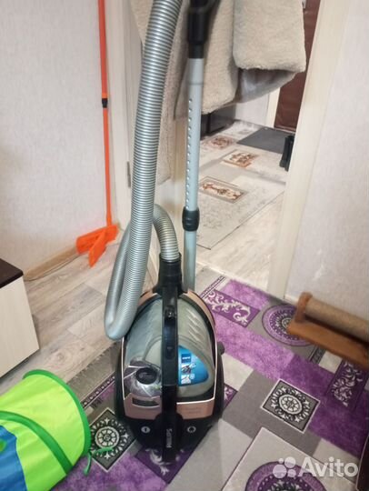 Пылесос philips