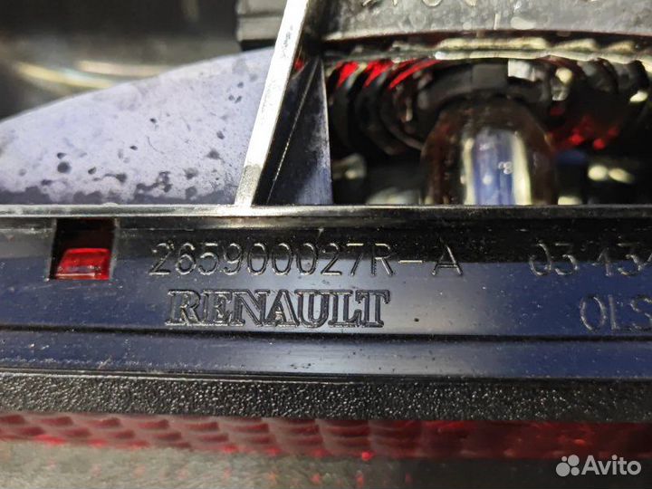 Стоп-сигнал Nissan Terrano