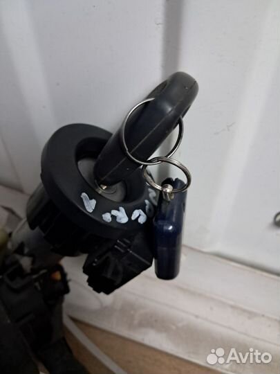 Renault sandero 1 замок зажигания