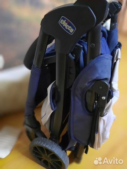 Прогулочная коляска chicco