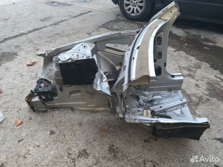 Лонжерон Mercedes-Benz E-Class W211