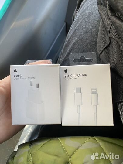 Зарядка на iPhone 20w