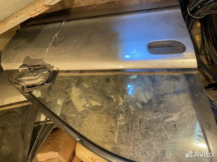 Дверь volvo s40