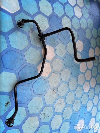 Трубка вакуумная 03F133366B