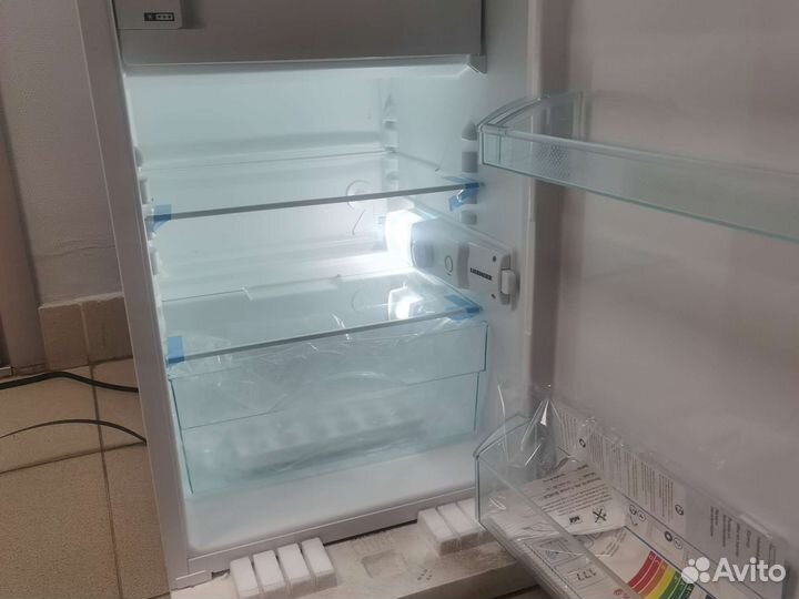 Холодильник с морозилкой Liebherr T1404