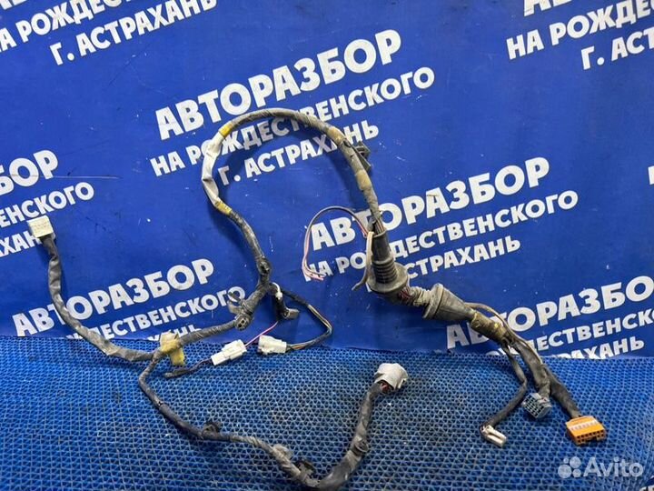 Проводка двери Toyota Sprinter седан 1994