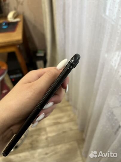 Телефон iPhone 7 plus 128gb