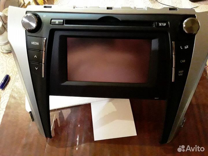 Штатное головное устройство Тойота Камри